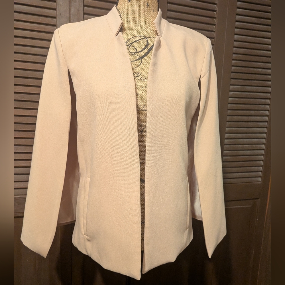 Elegant Cream Cape
